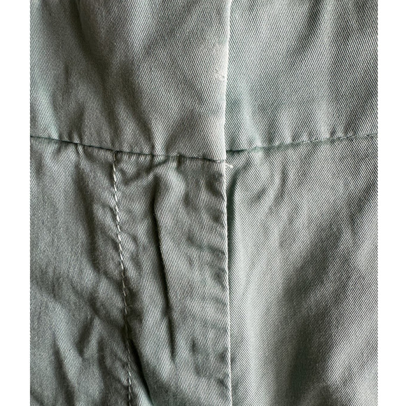 J. Crew Chino Mint Green  Shorts Size‎ 4 (FLAW) - Picture 10 of 11